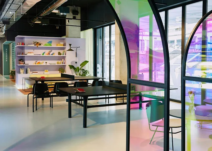 酒店 The Social Hub 3*