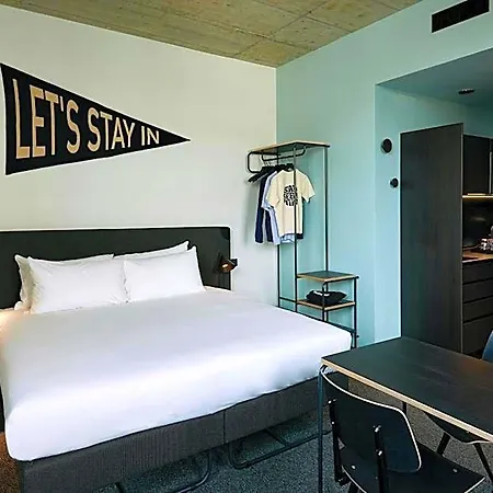 The Social Hub Hotel