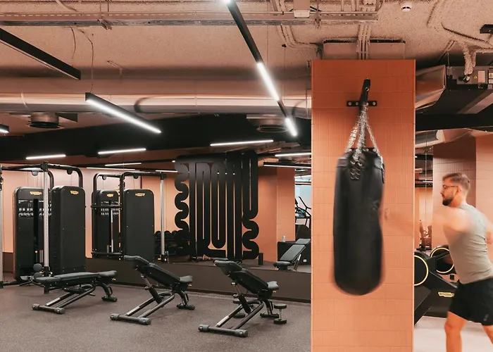 The Social Hub Отель 3*