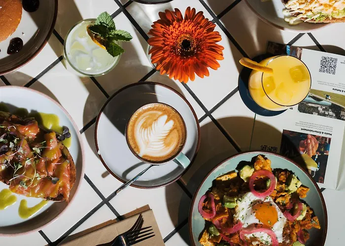 The Social Hub Отель