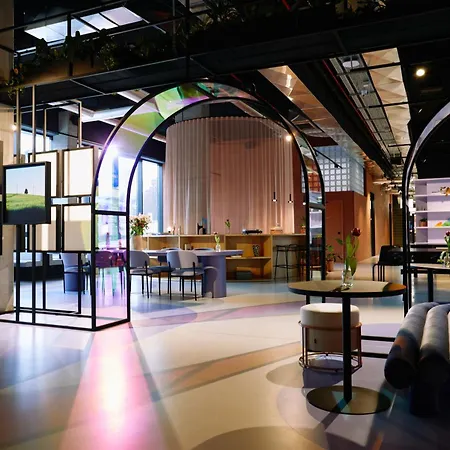 فندق The Social Hub 3*