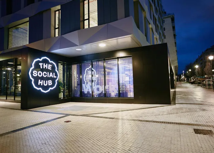 Hotel The Social Hub 3*